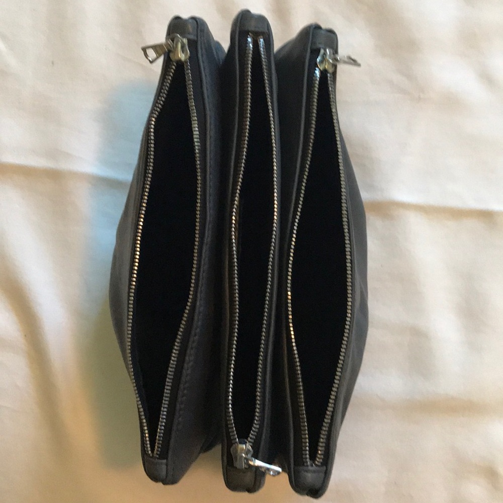 Purse - Picture 2 of 4